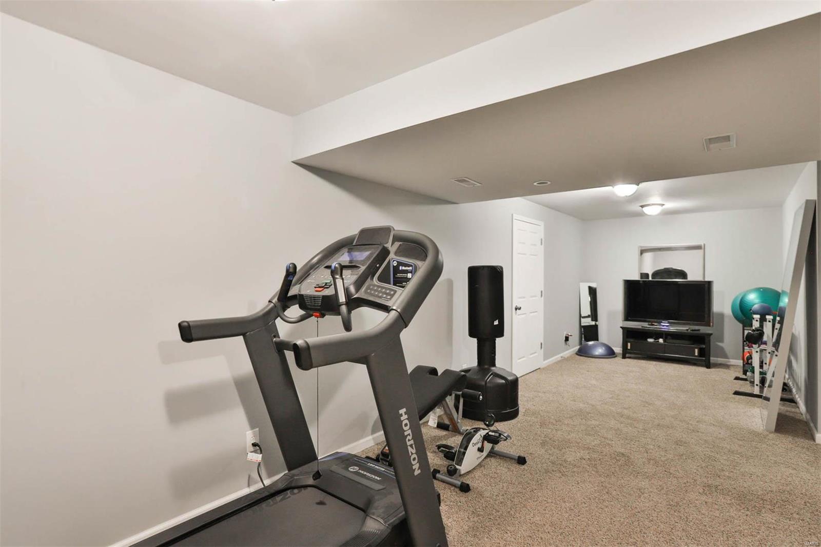 1000 Summersweet Drive