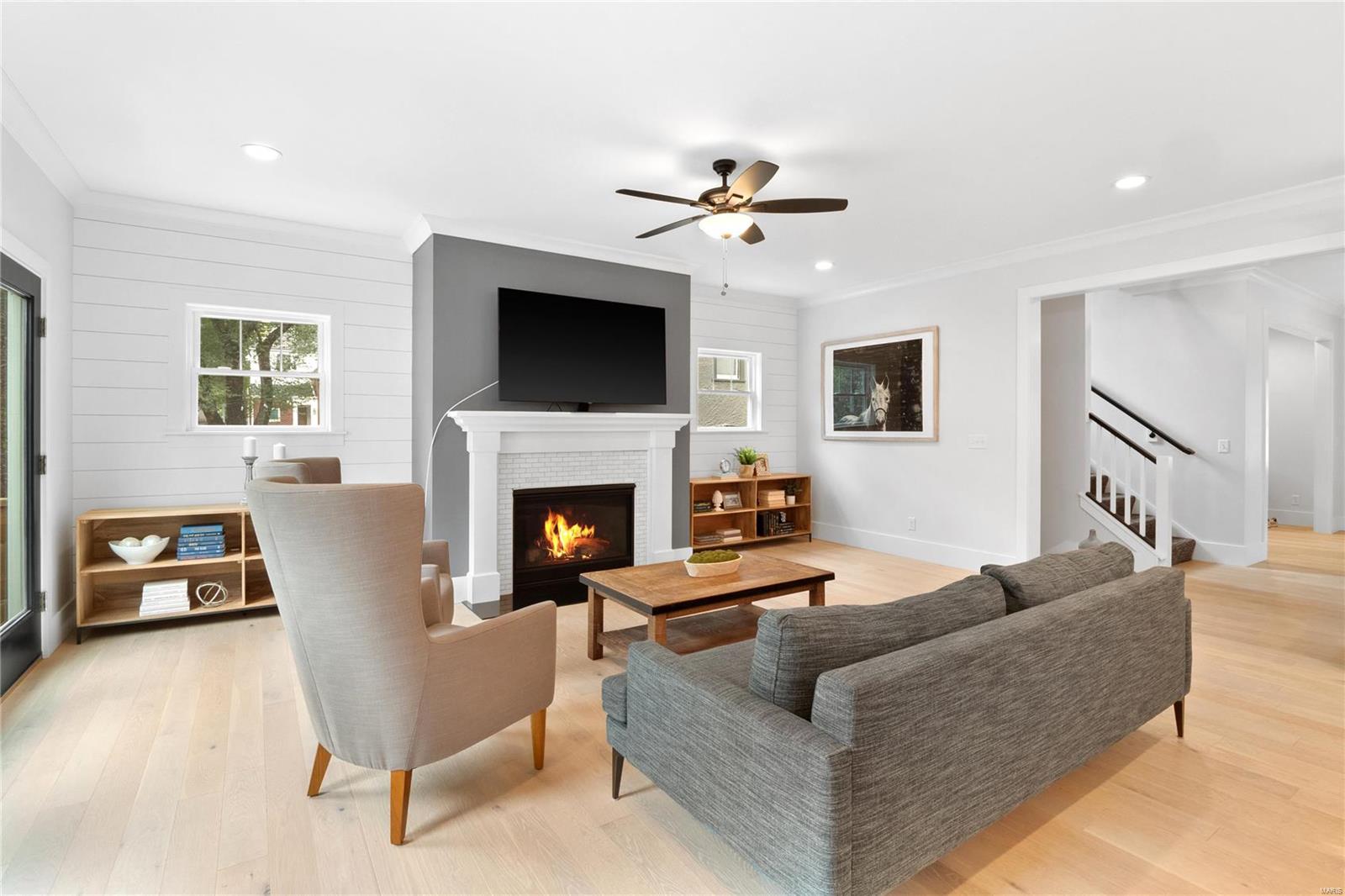 679 Tuxedo Boulevard