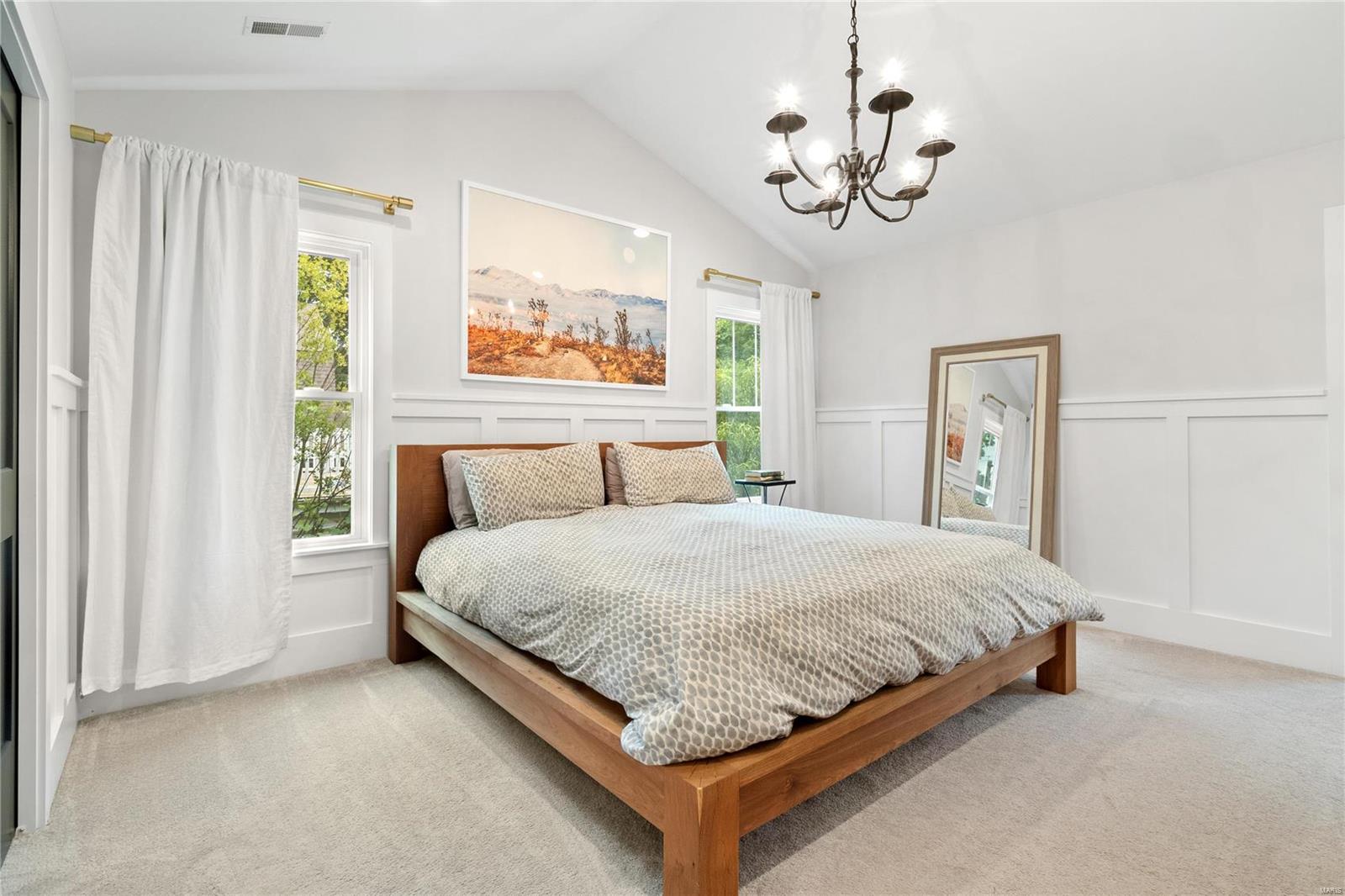 679 Tuxedo Boulevard