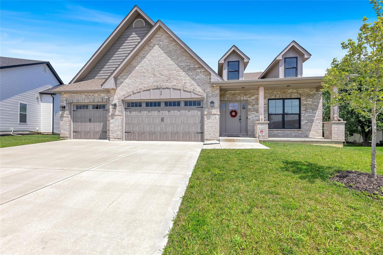 106 Wolf Den Court