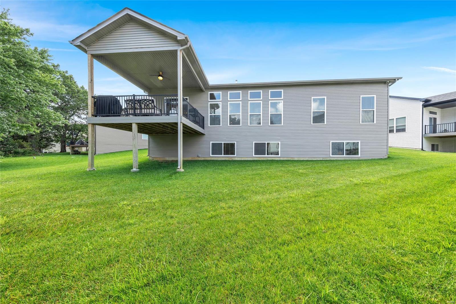 106 Wolf Den Court