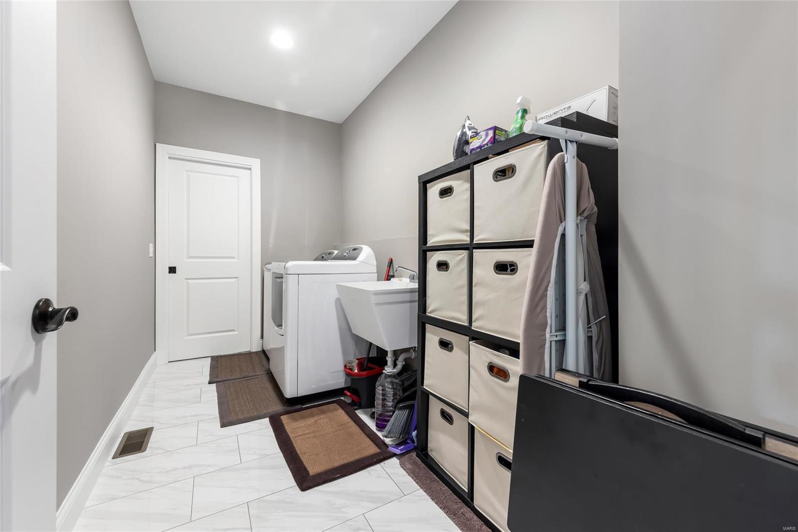 106 Wolf Den Court