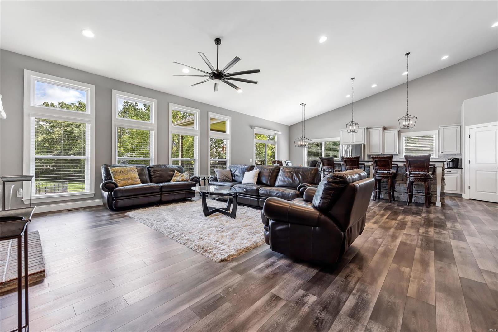 106 Wolf Den Court