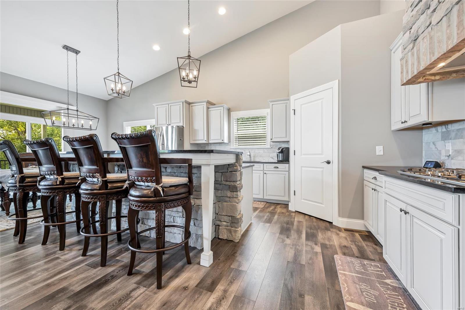 106 Wolf Den Court