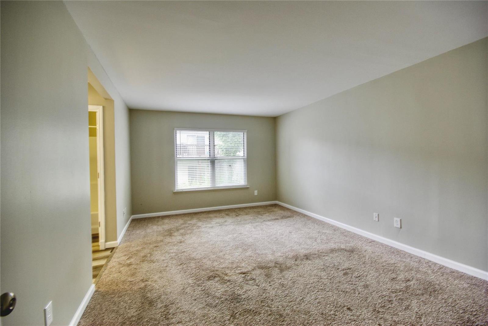 910 Sugar Lake Court