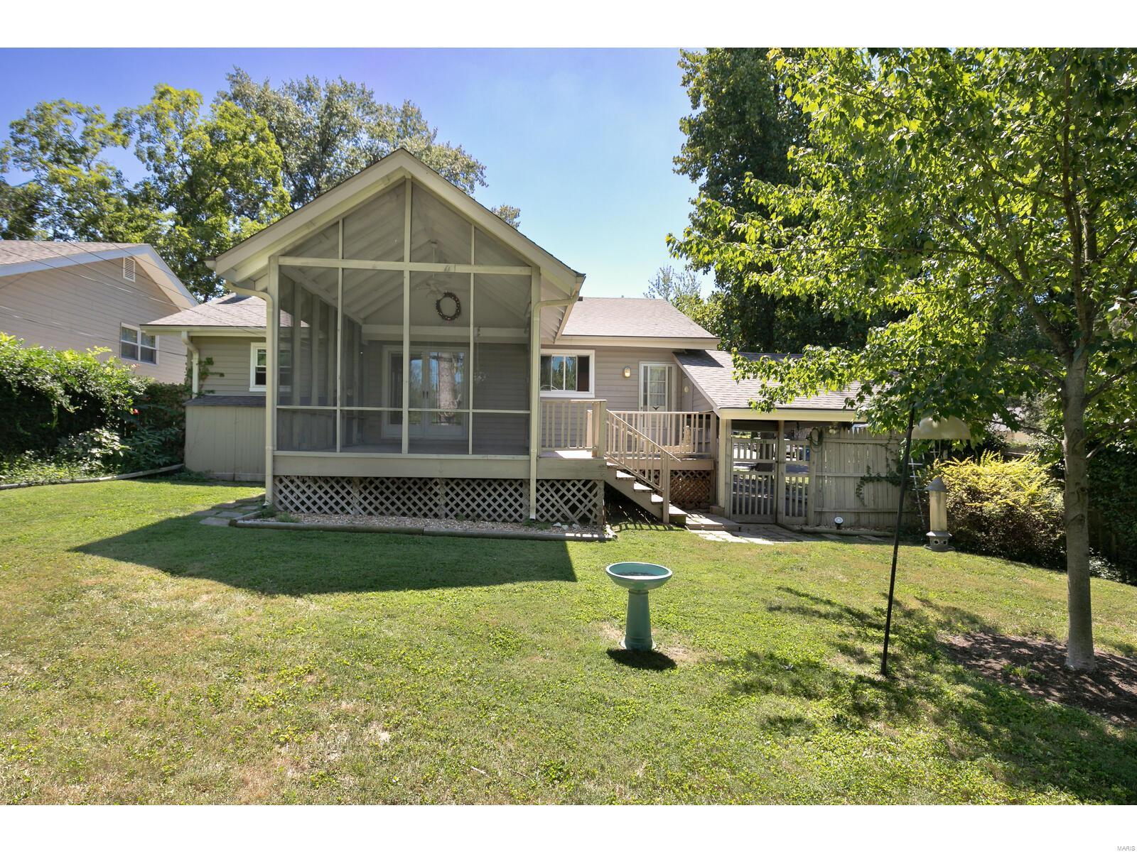 807 Queen Anne Place