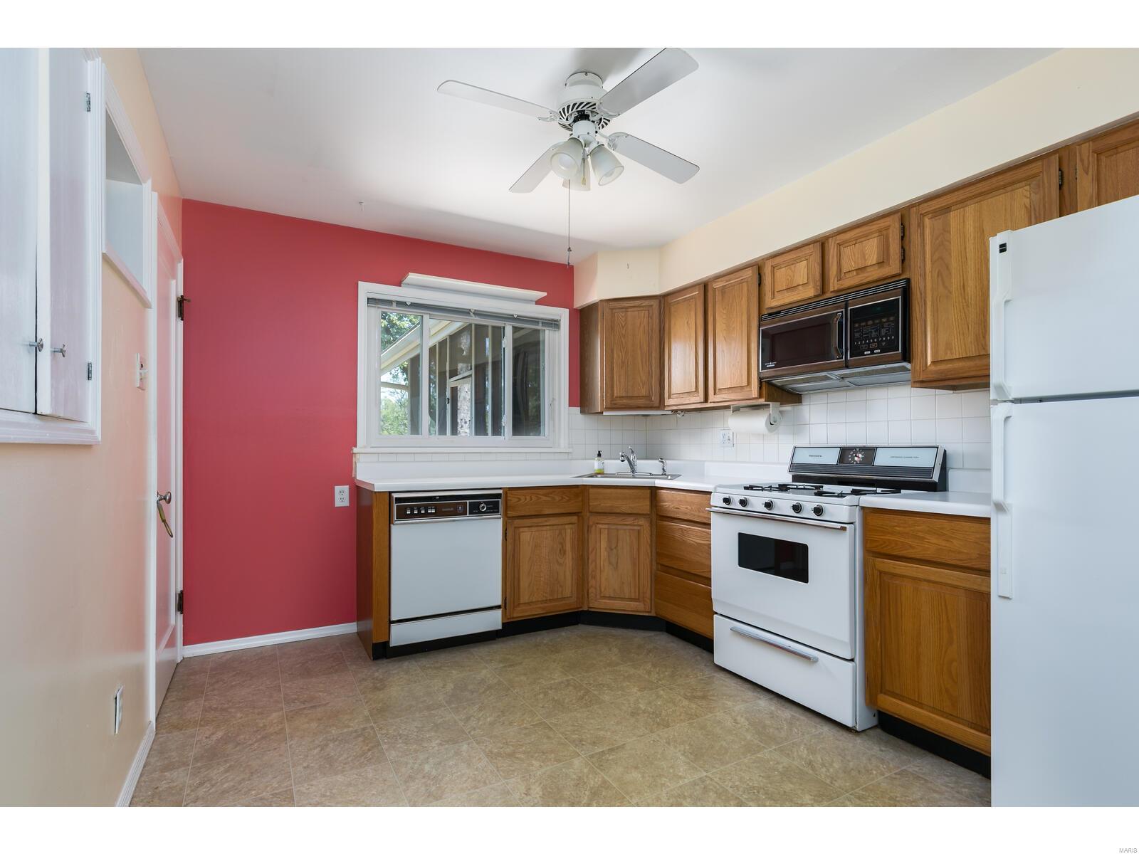 807 Queen Anne Place