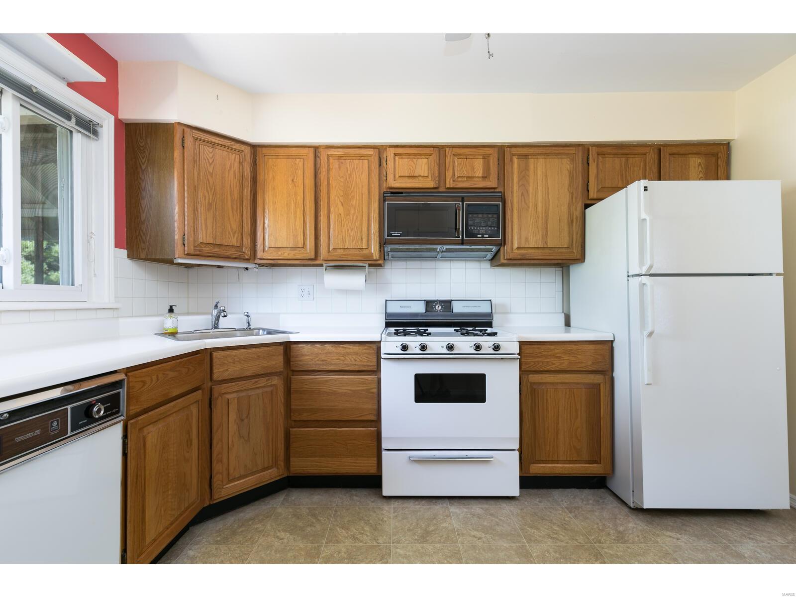 807 Queen Anne Place