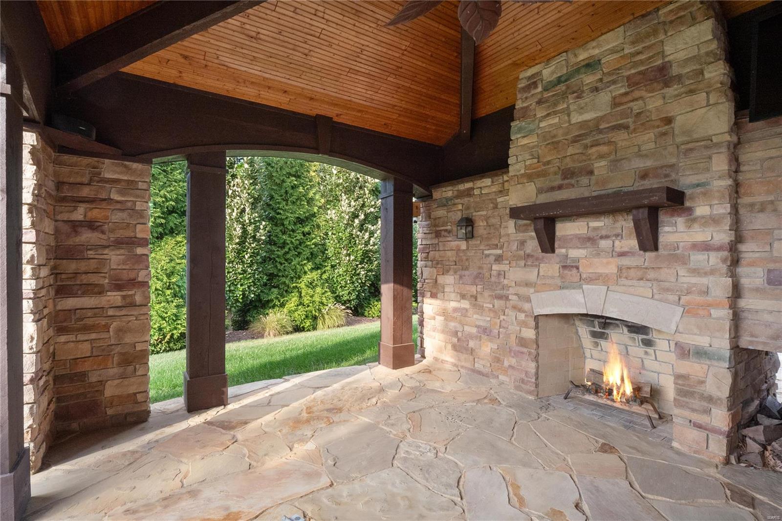 17417 Country Lake Estates Ridge