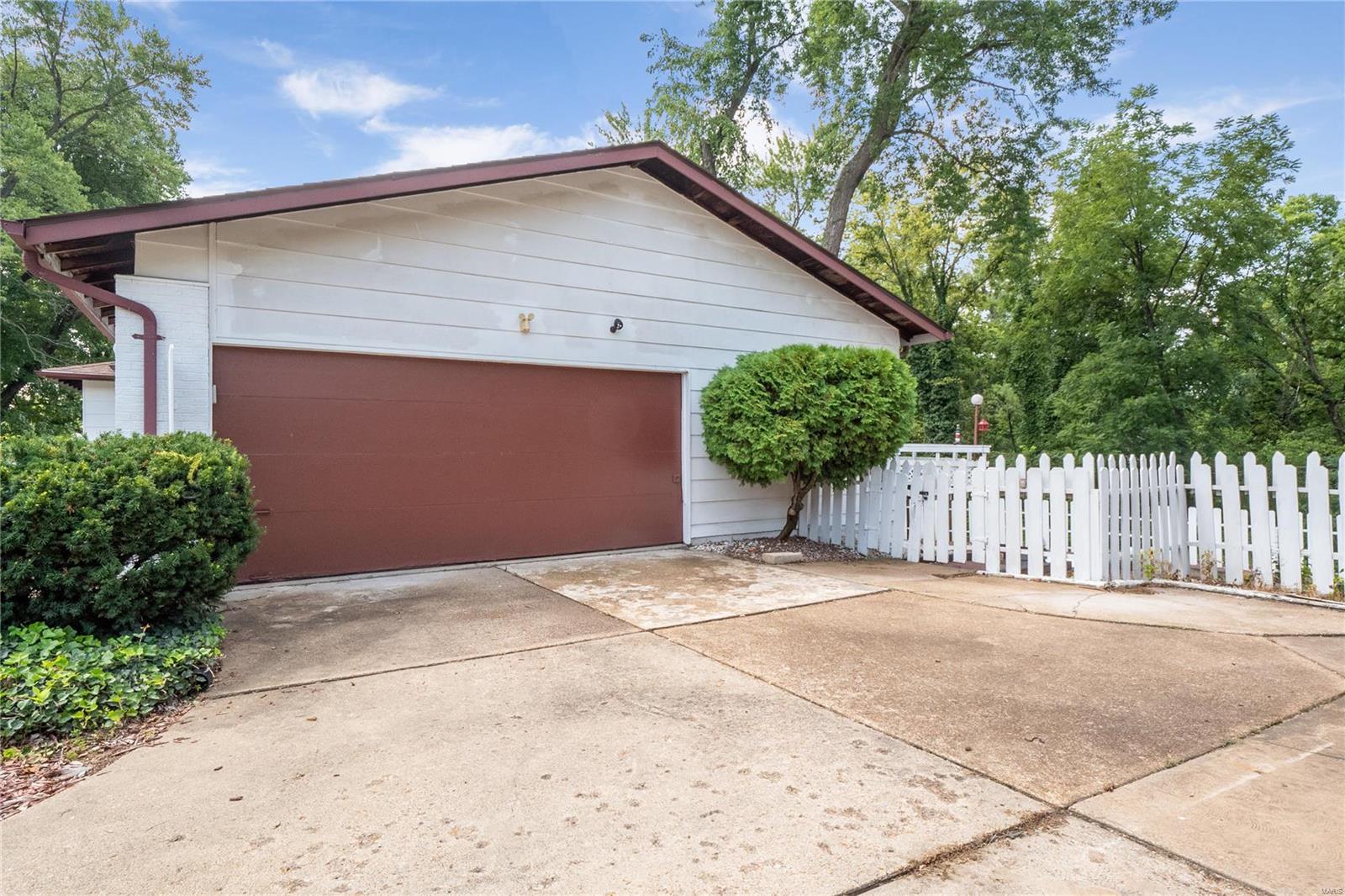 141 San Angelo Drive