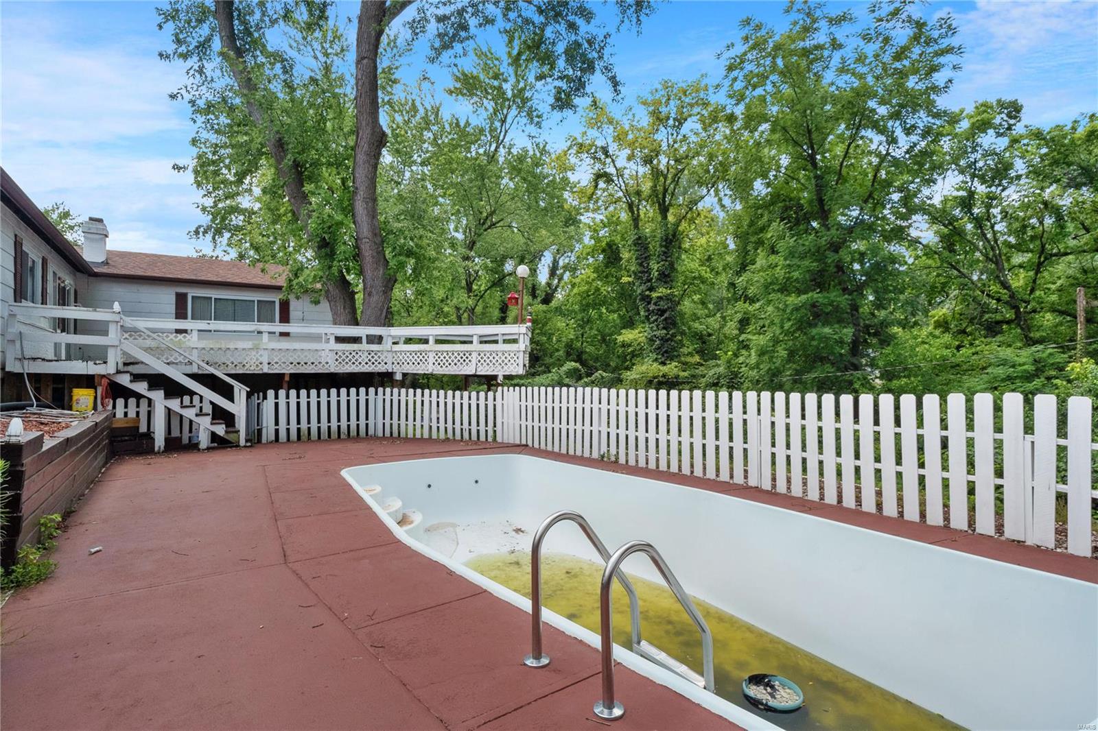 141 San Angelo Drive