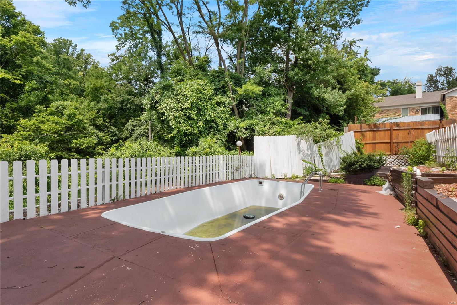 141 San Angelo Drive