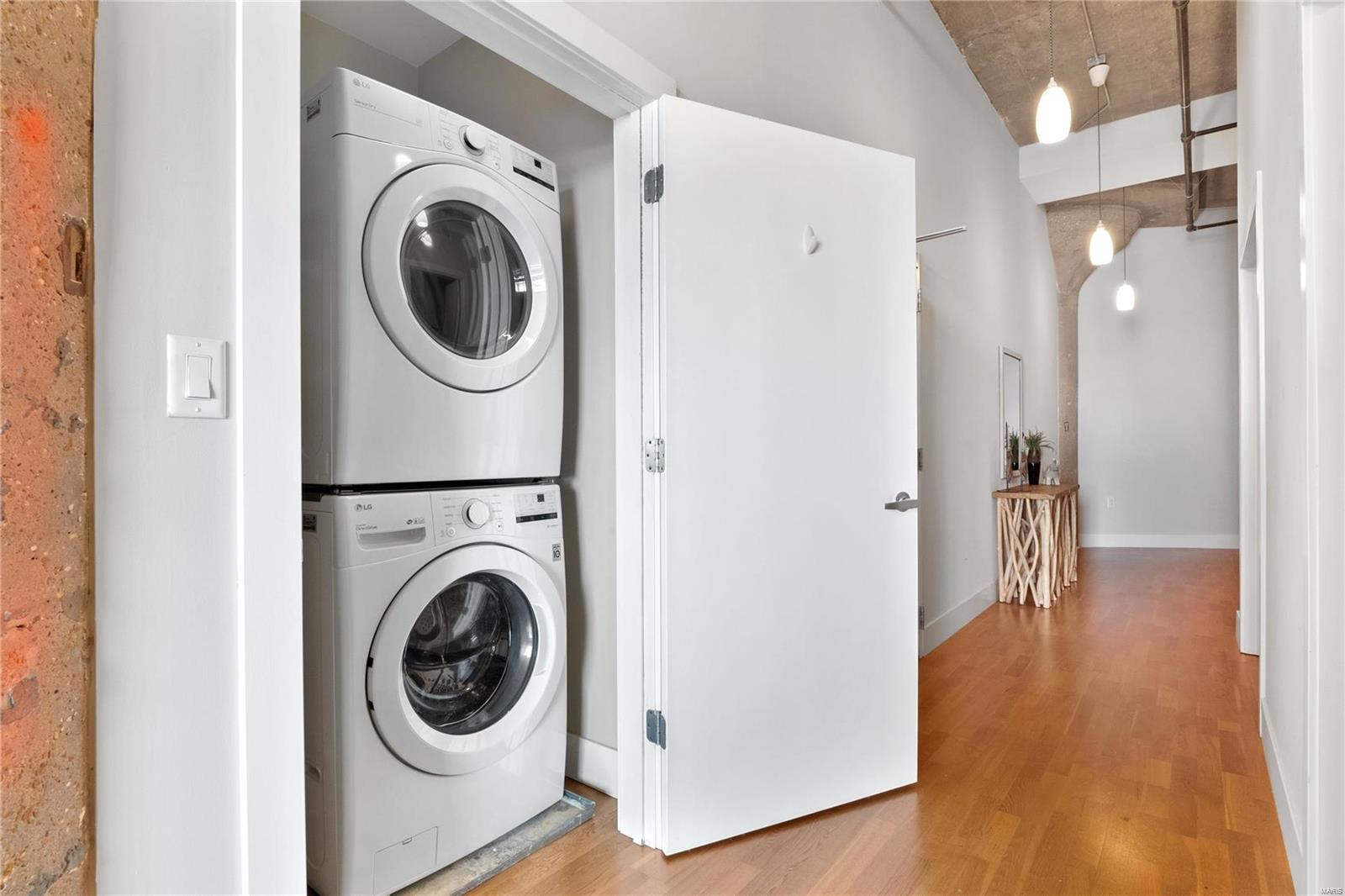 4100 Forest Park Avenue Unit: 402