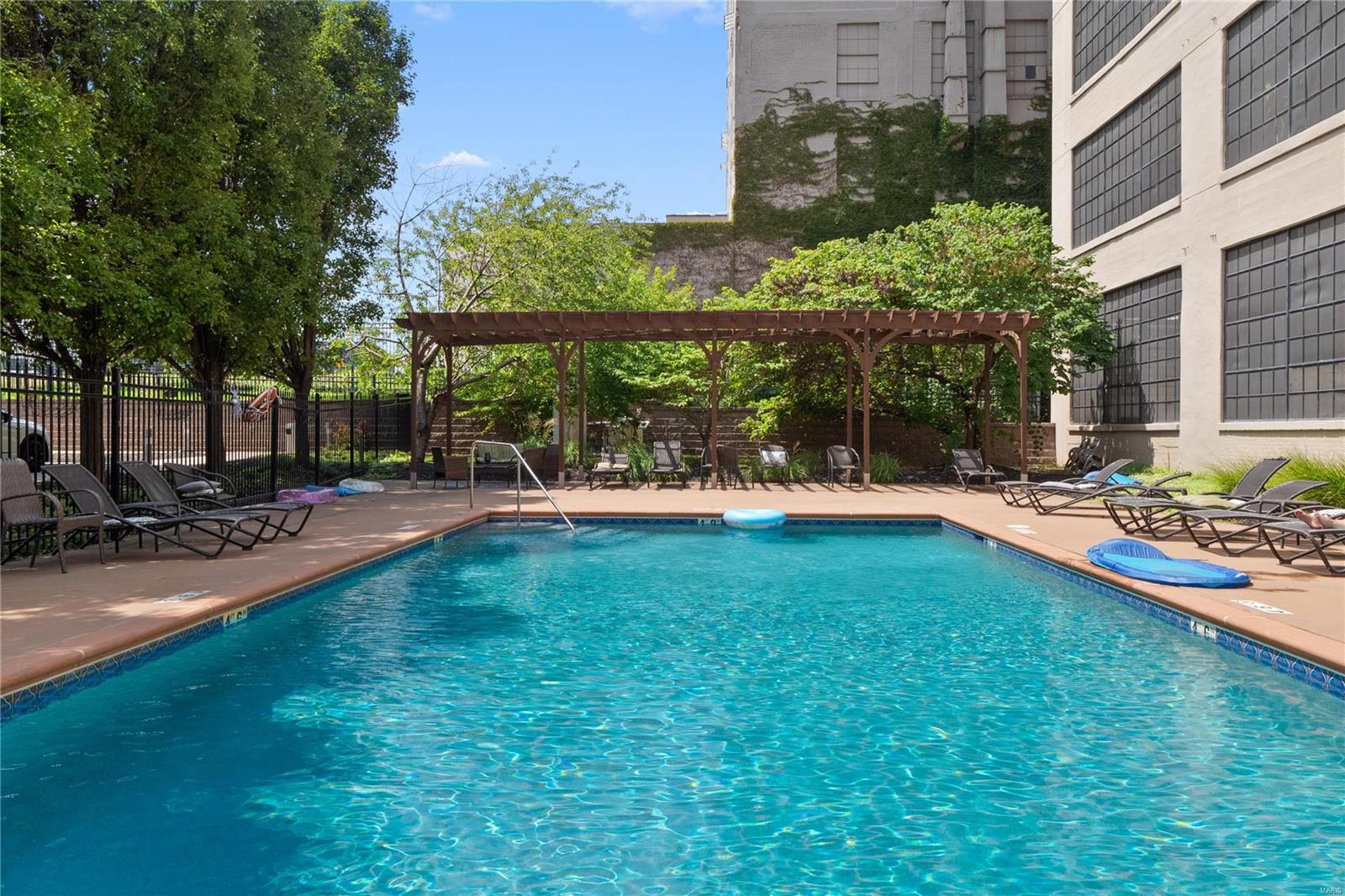 4100 Forest Park Avenue Unit: 402