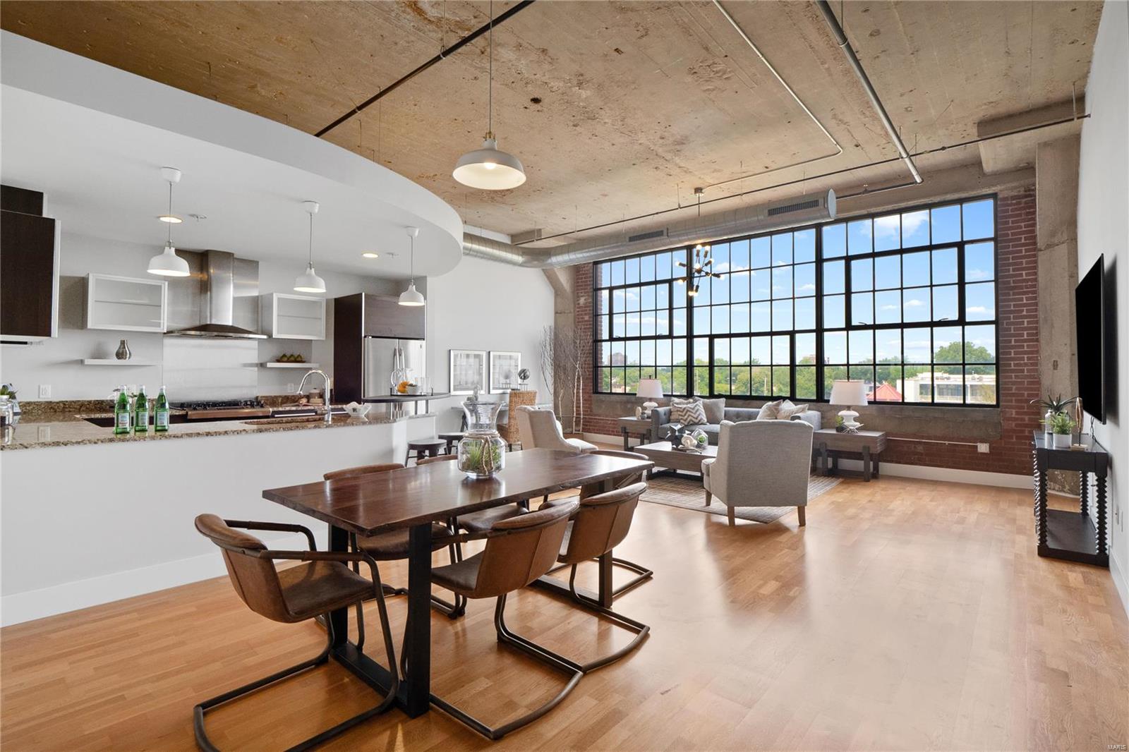 4100 Forest Park Avenue Unit: 402