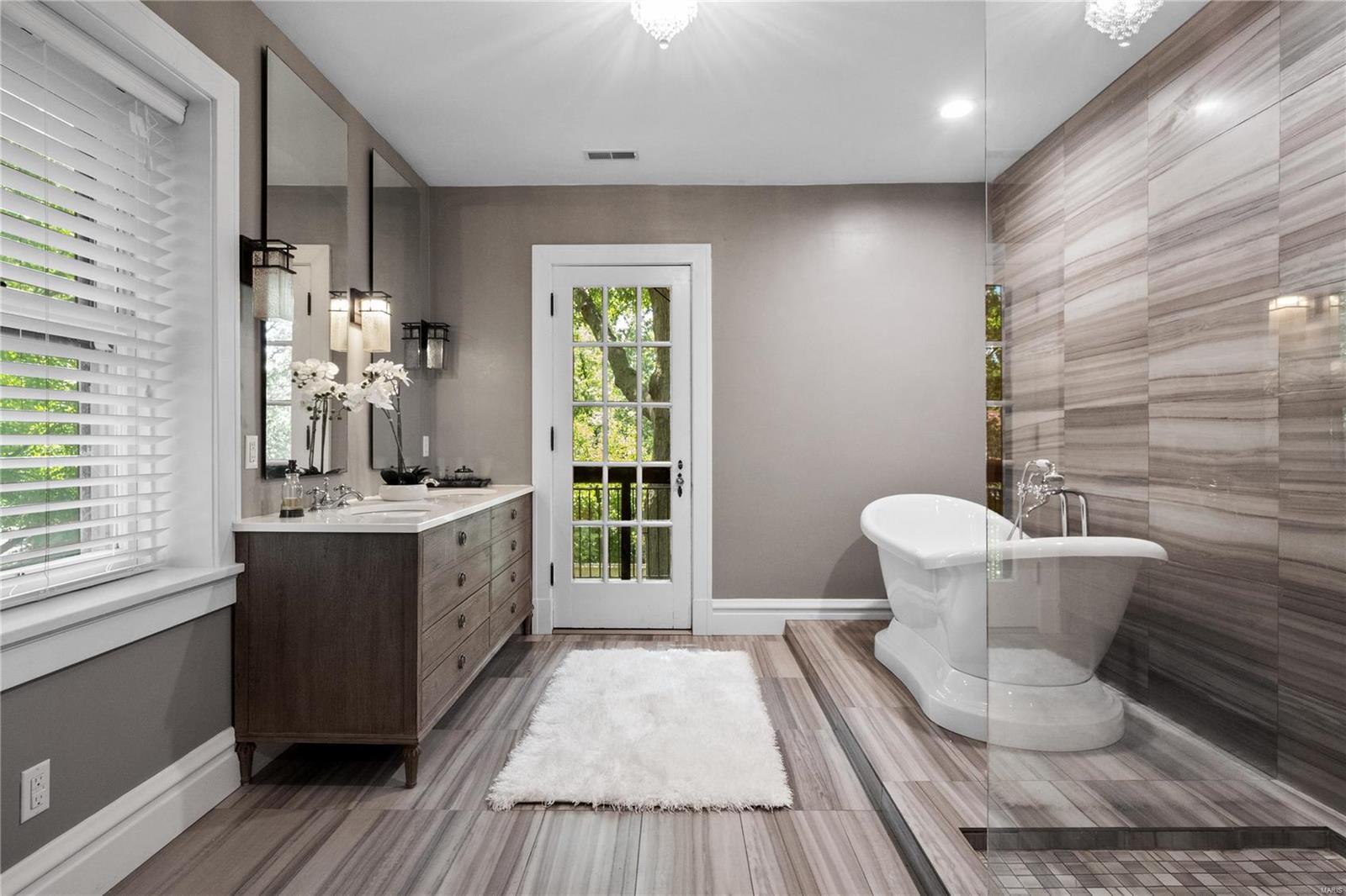 6960 Waterman Avenue