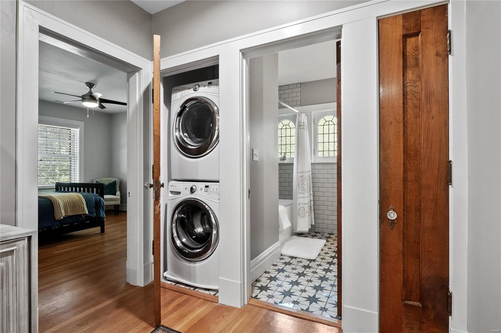 6960 Waterman Avenue