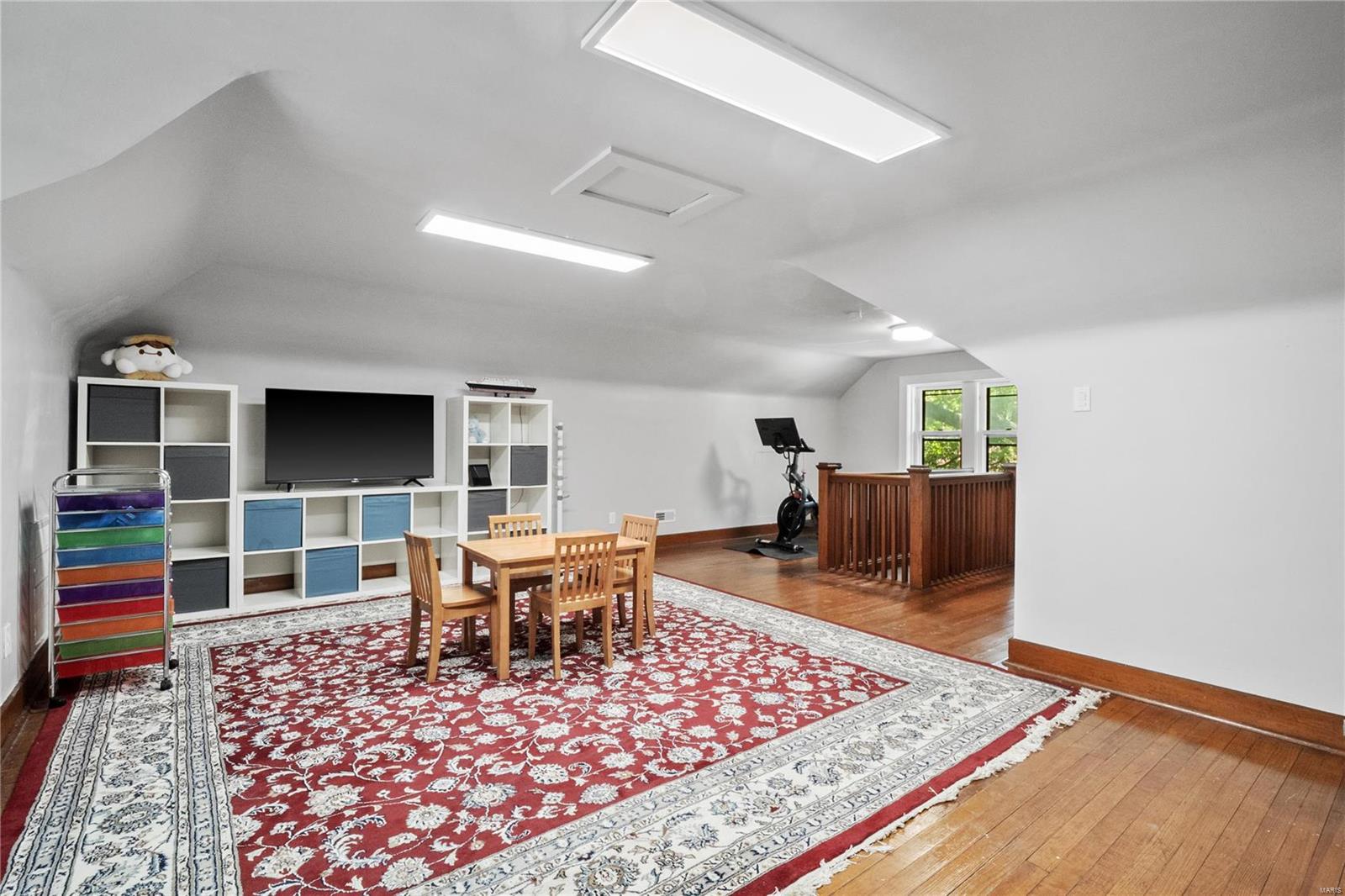 6960 Waterman Avenue