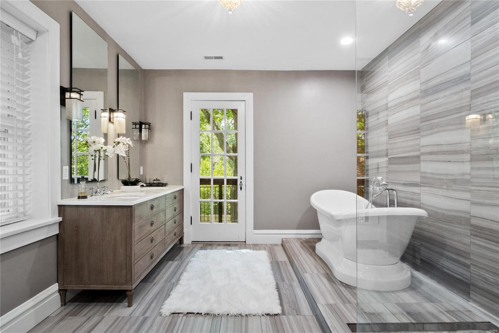 6960 Waterman Avenue