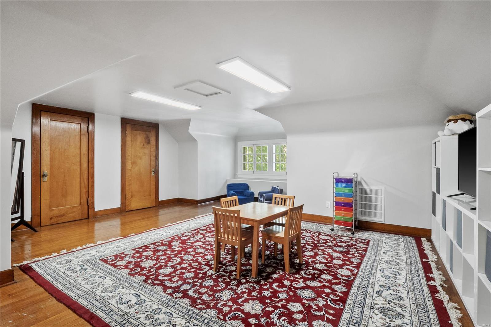 6960 Waterman Avenue