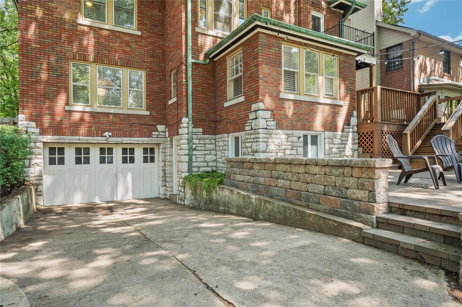 6960 Waterman Avenue