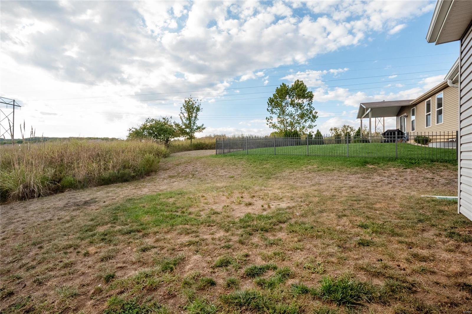 6428 Buckingham Palace Drive