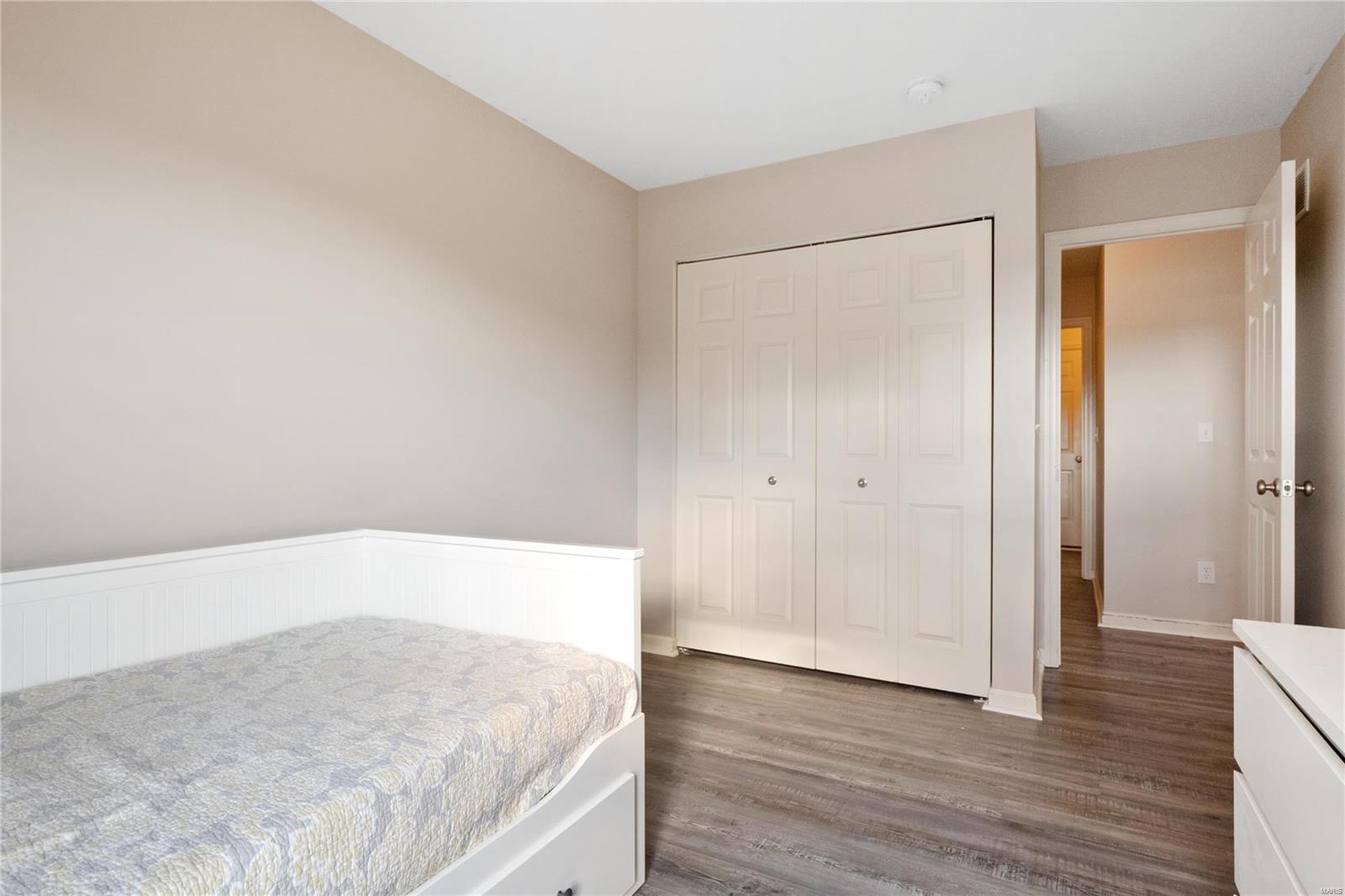 6428 Buckingham Palace Drive