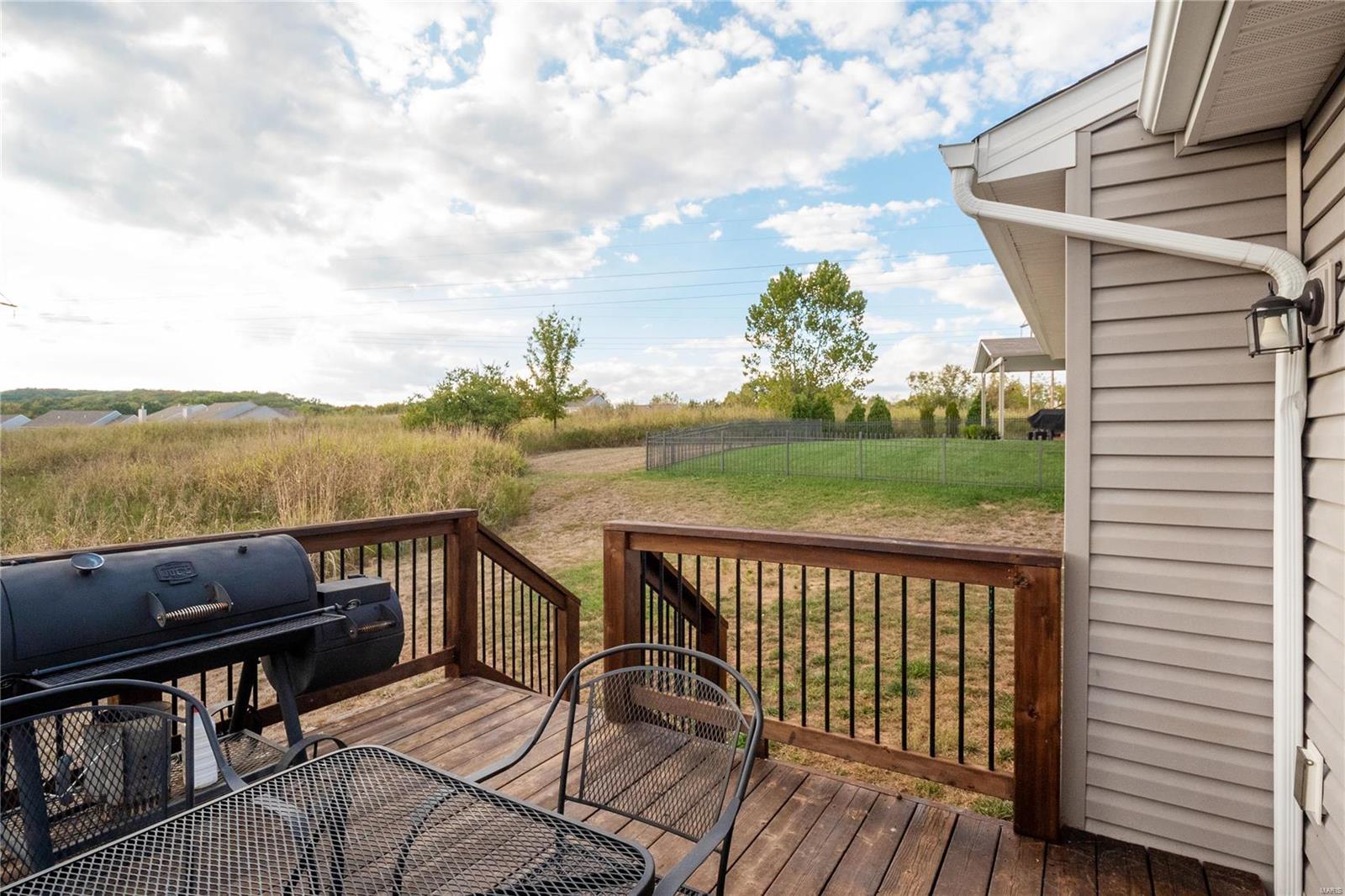 6428 Buckingham Palace Drive