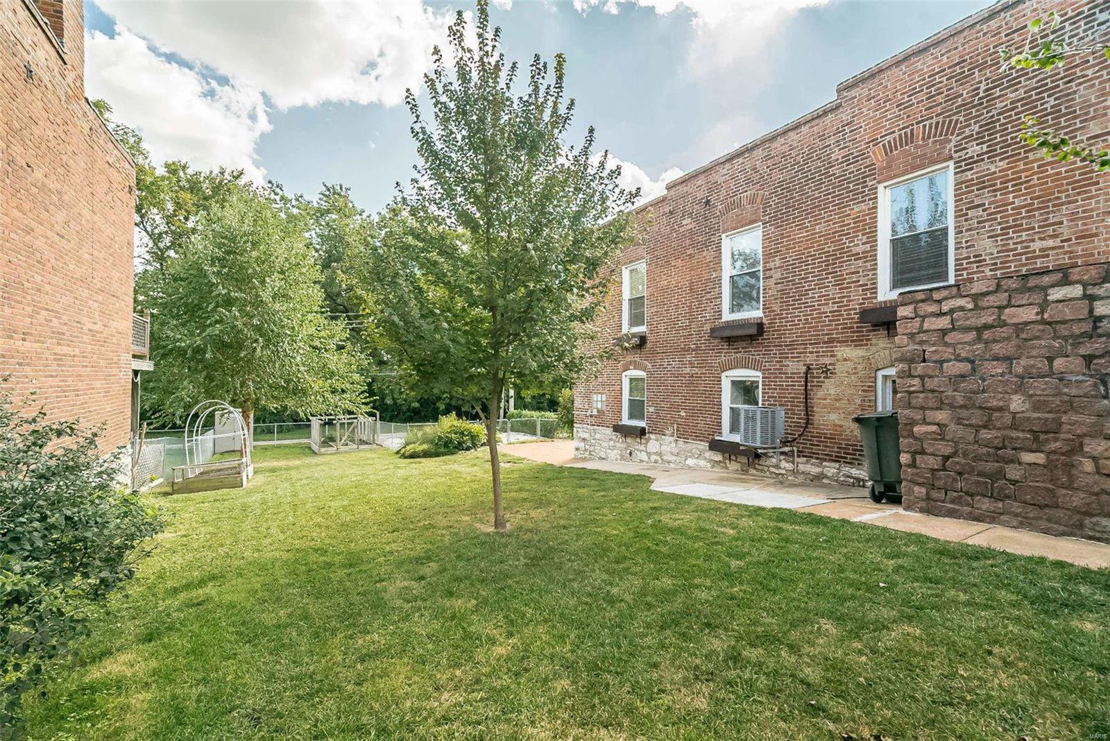 6416 Brockschmidt Place