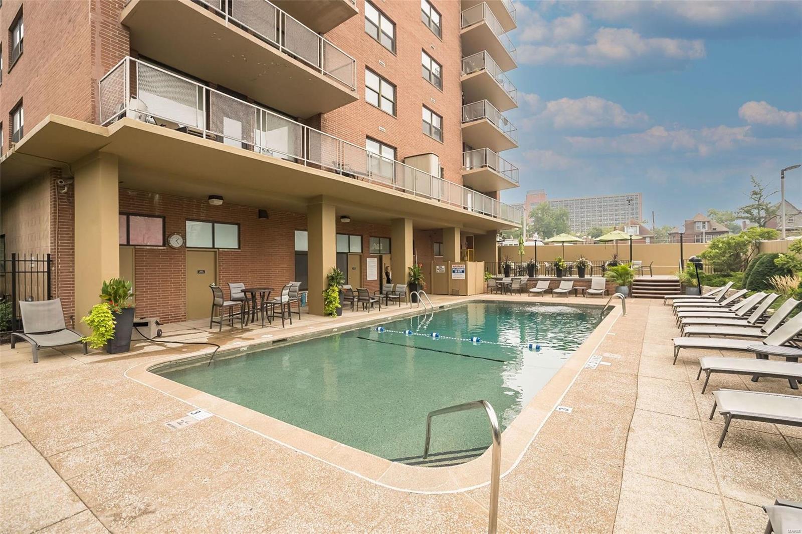 4466 W Pine Boulevard Unit: 23G