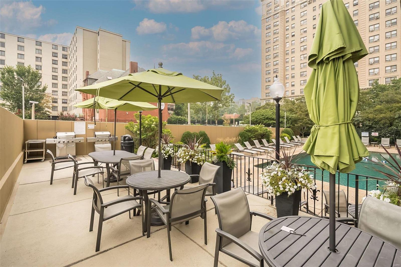 4466 W Pine Boulevard Unit: 23G