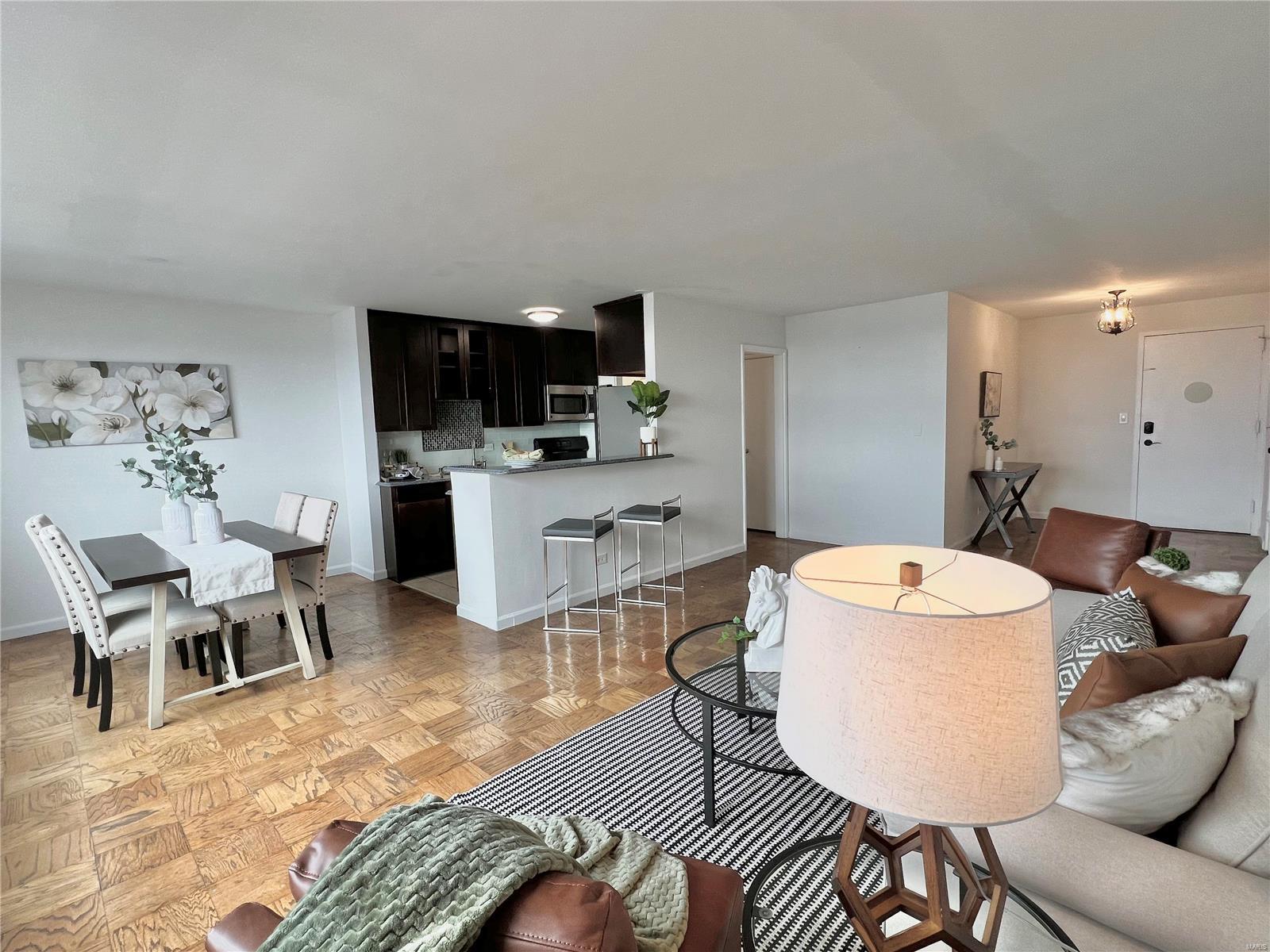 4466 W Pine Boulevard Unit: 23G