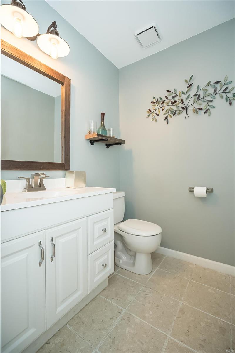 1548 Clayton Woods Court