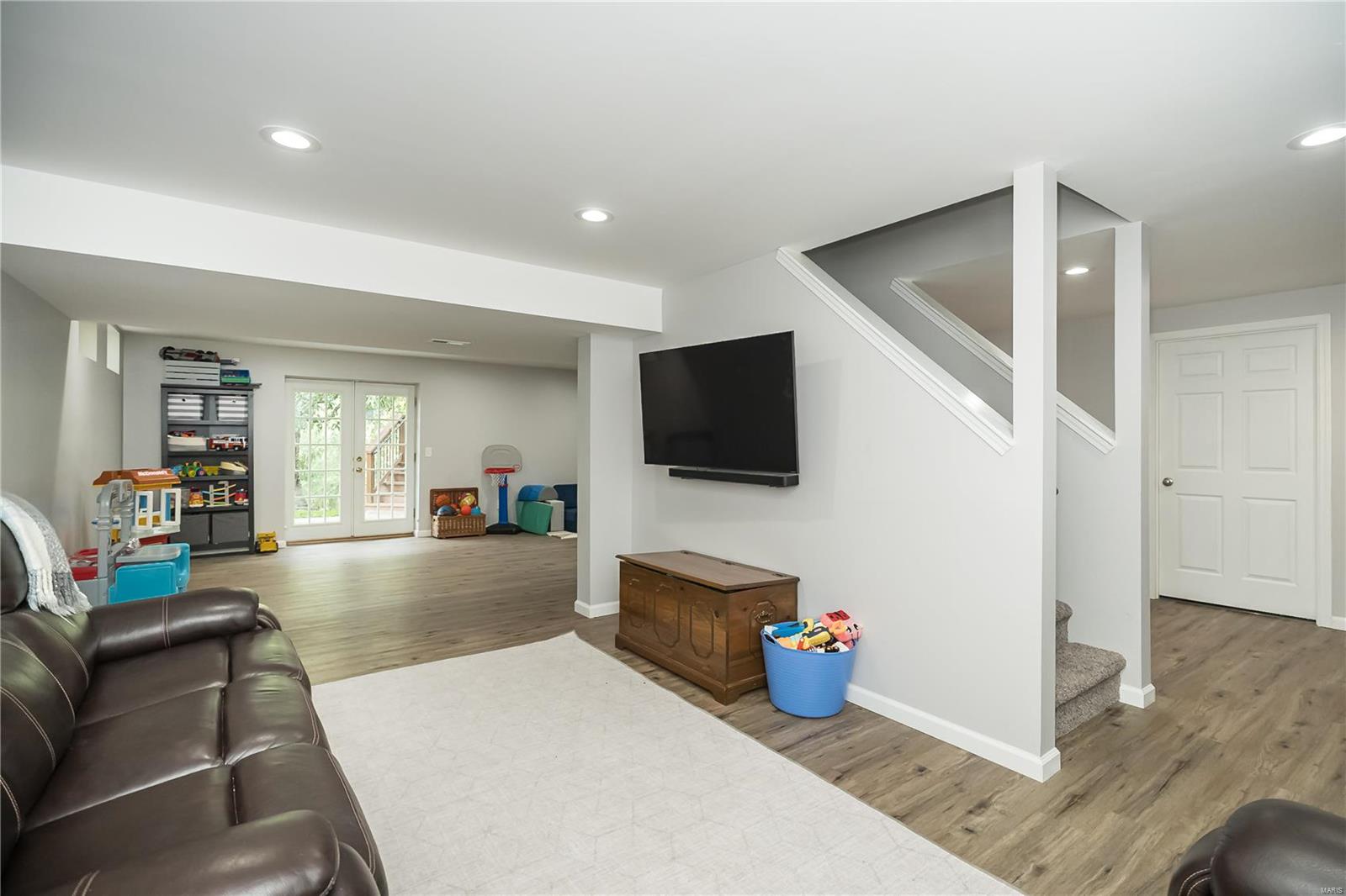 1548 Clayton Woods Court