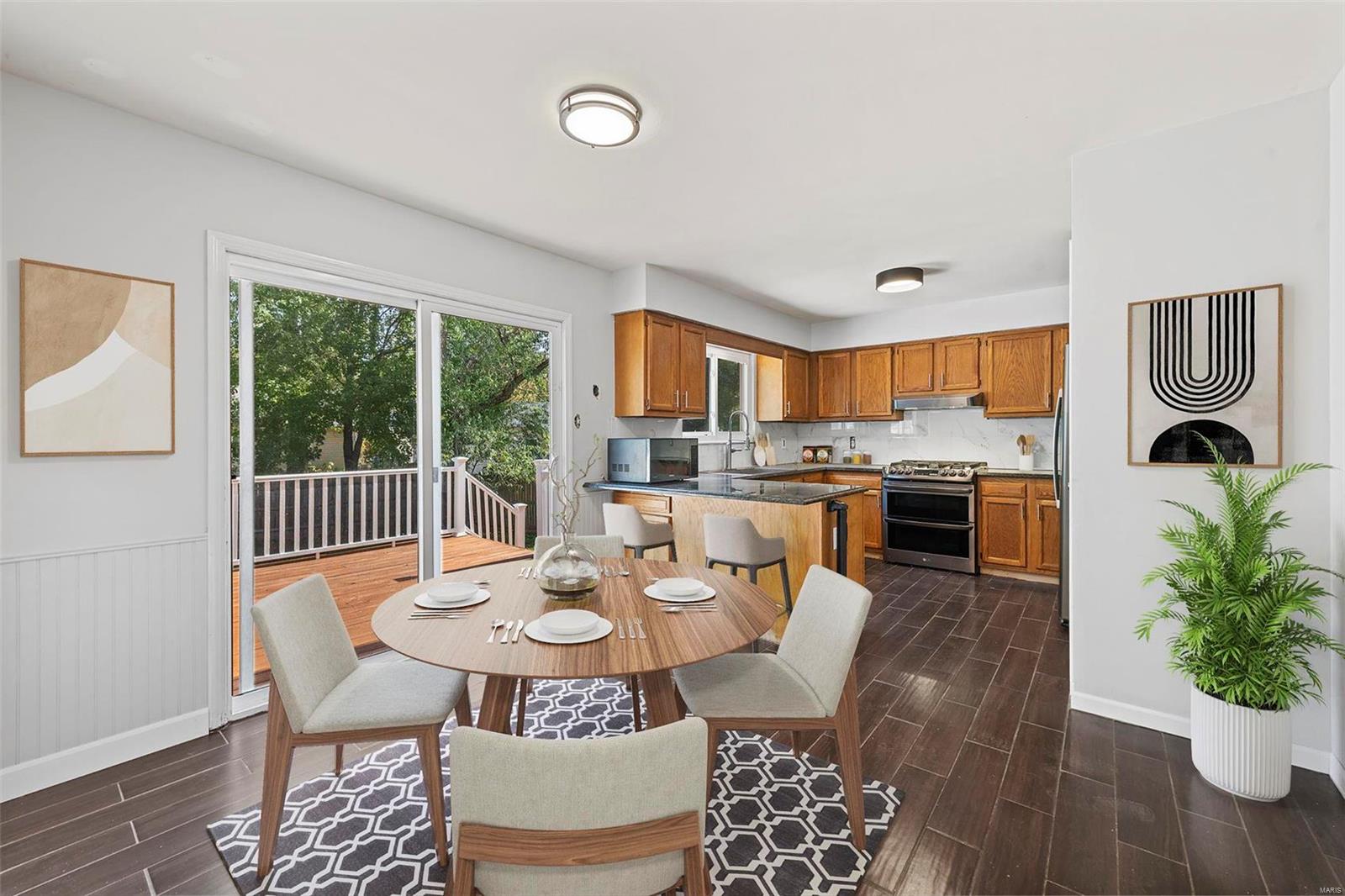 1560 Wooden Bridge Trail