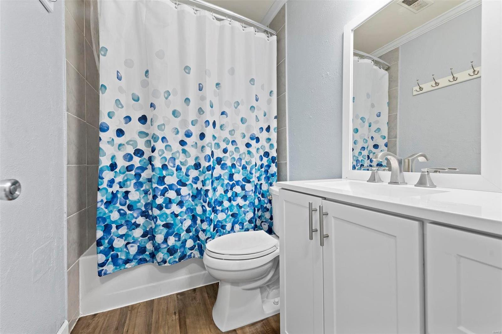 1560 Wooden Bridge Trail