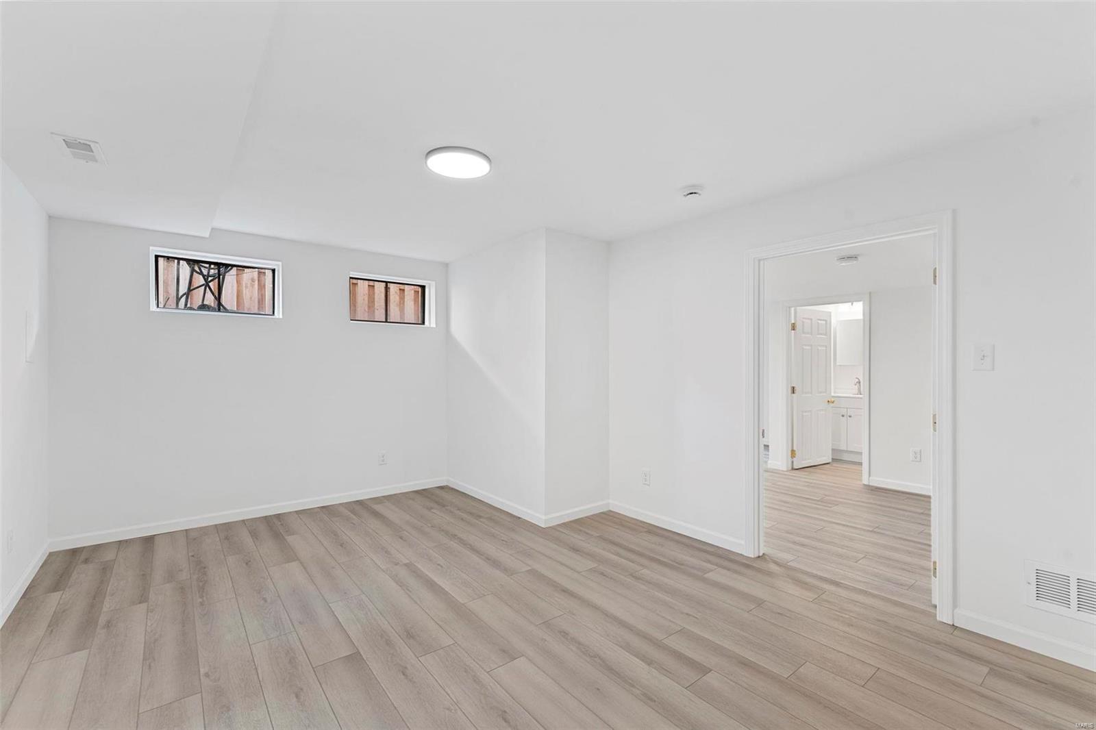 1560 Wooden Bridge Trail