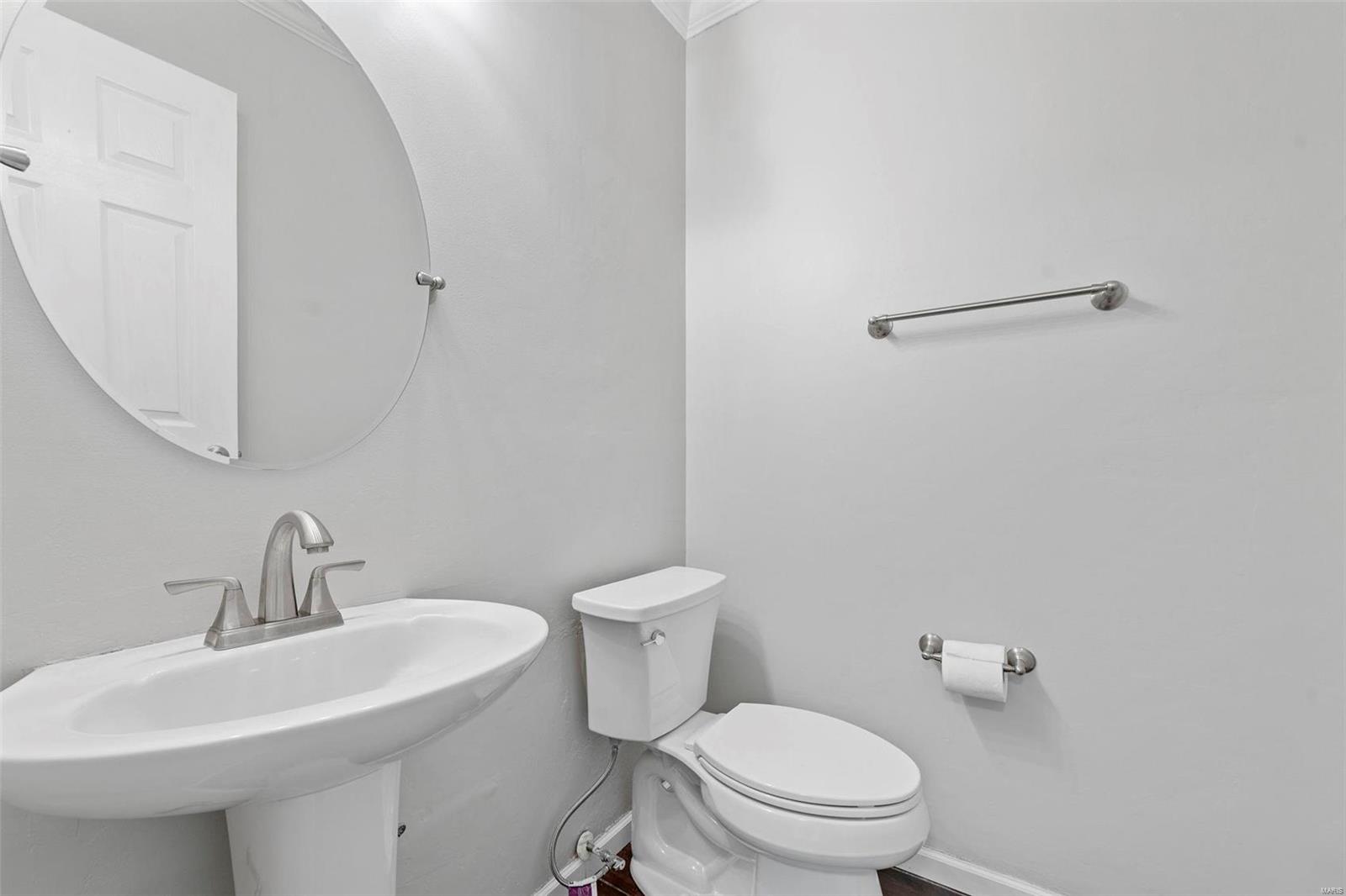 1560 Wooden Bridge Trail