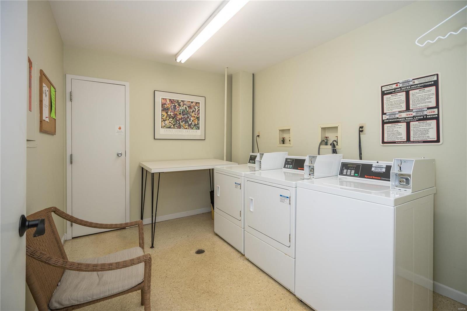 590 Sarah Lane Unit: 304