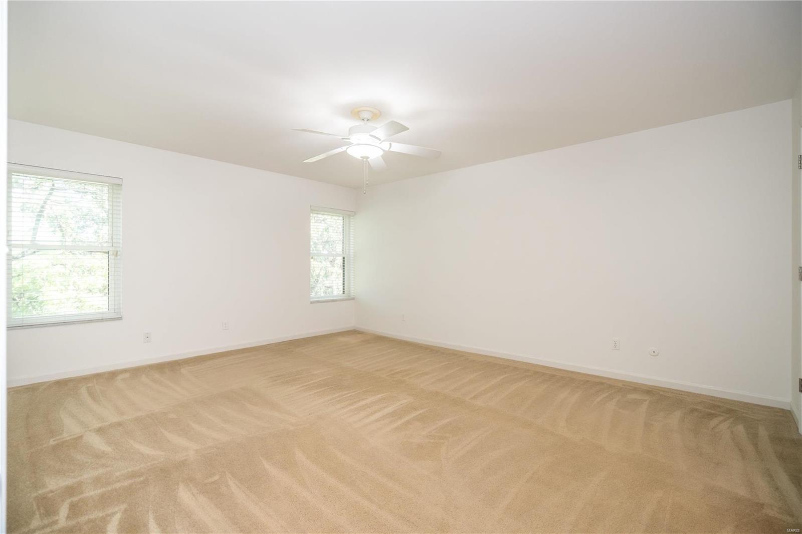 590 Sarah Lane Unit: 304