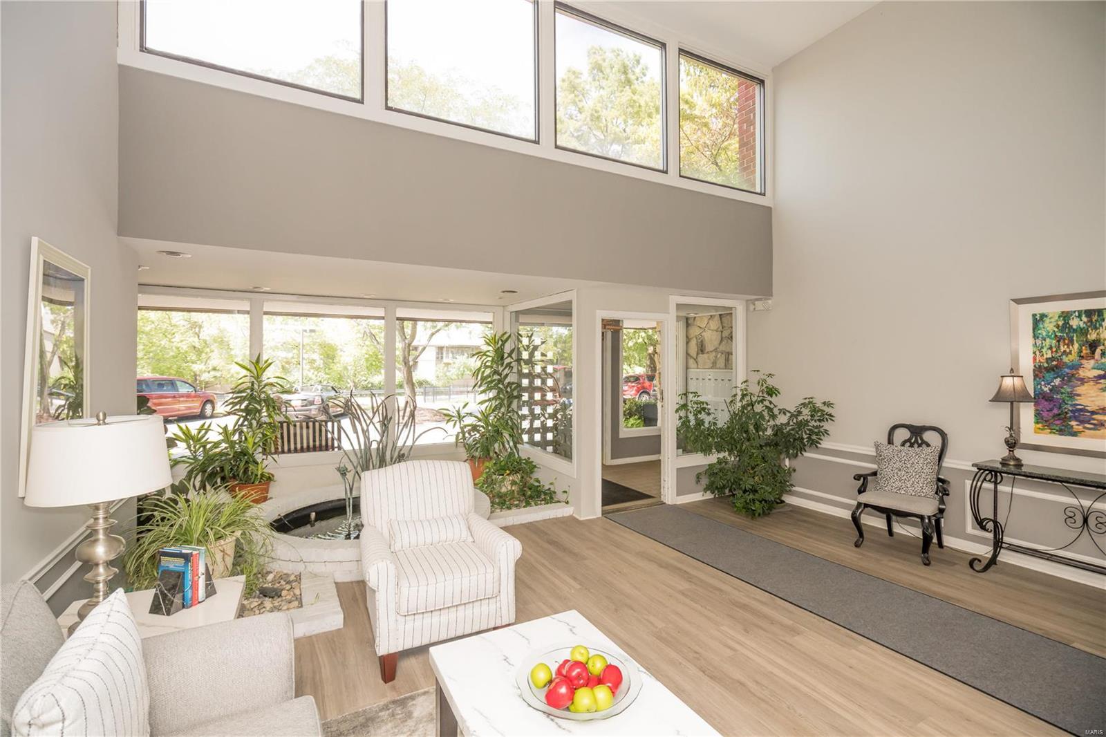 590 Sarah Lane Unit: 304