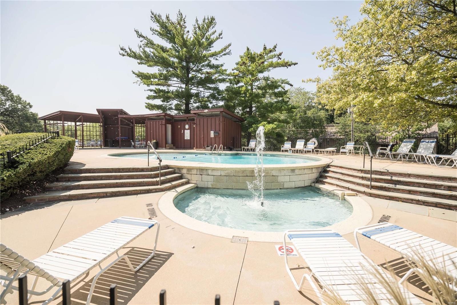 590 Sarah Lane Unit: 304