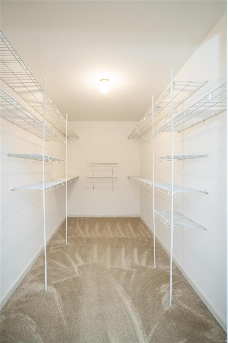 590 Sarah Lane Unit: 304