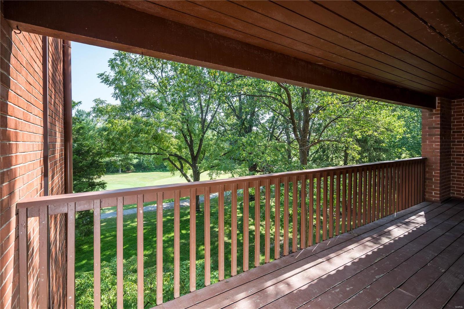 590 Sarah Lane Unit: 304