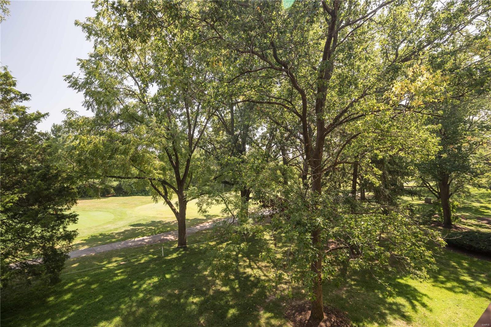 590 Sarah Lane Unit: 304