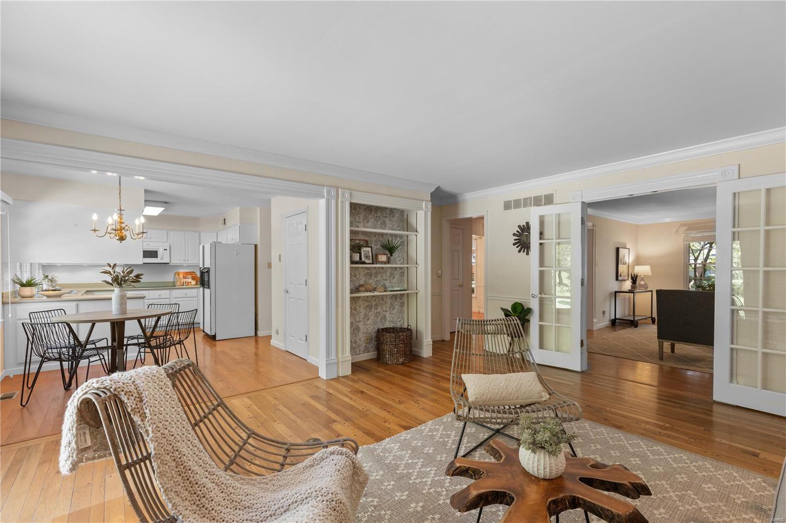 419 Caprice Gardens Court