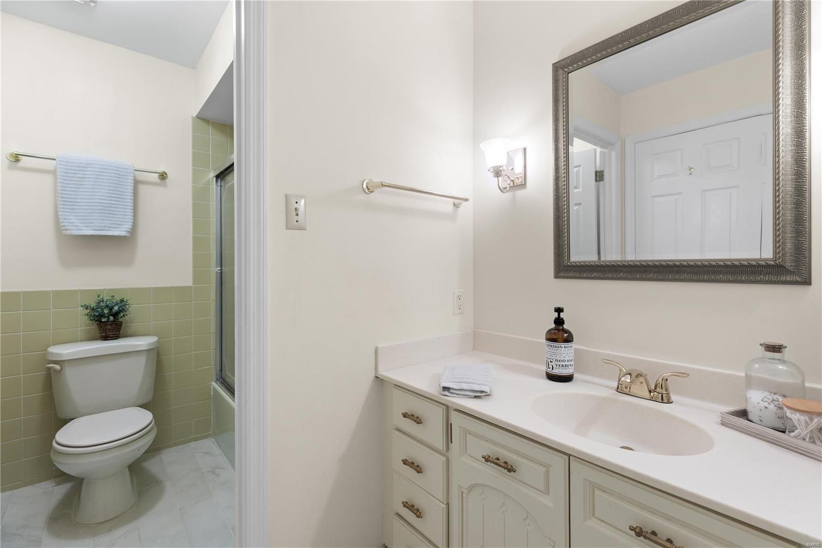 419 Caprice Gardens Court