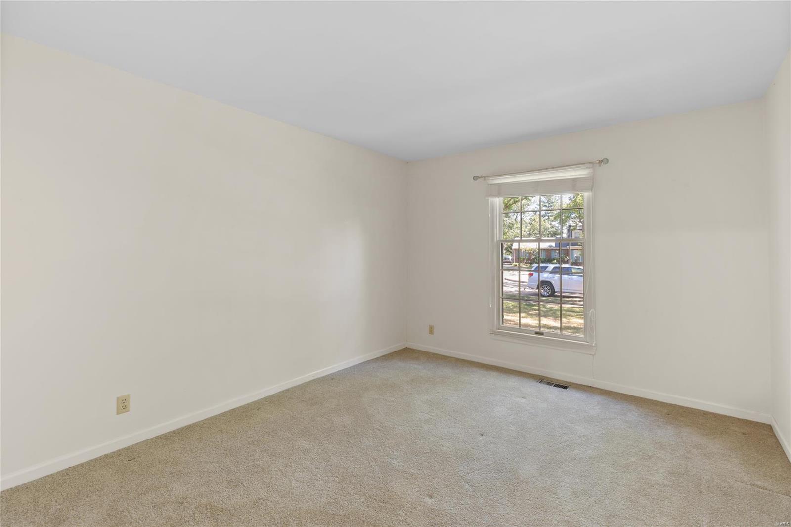 419 Caprice Gardens Court