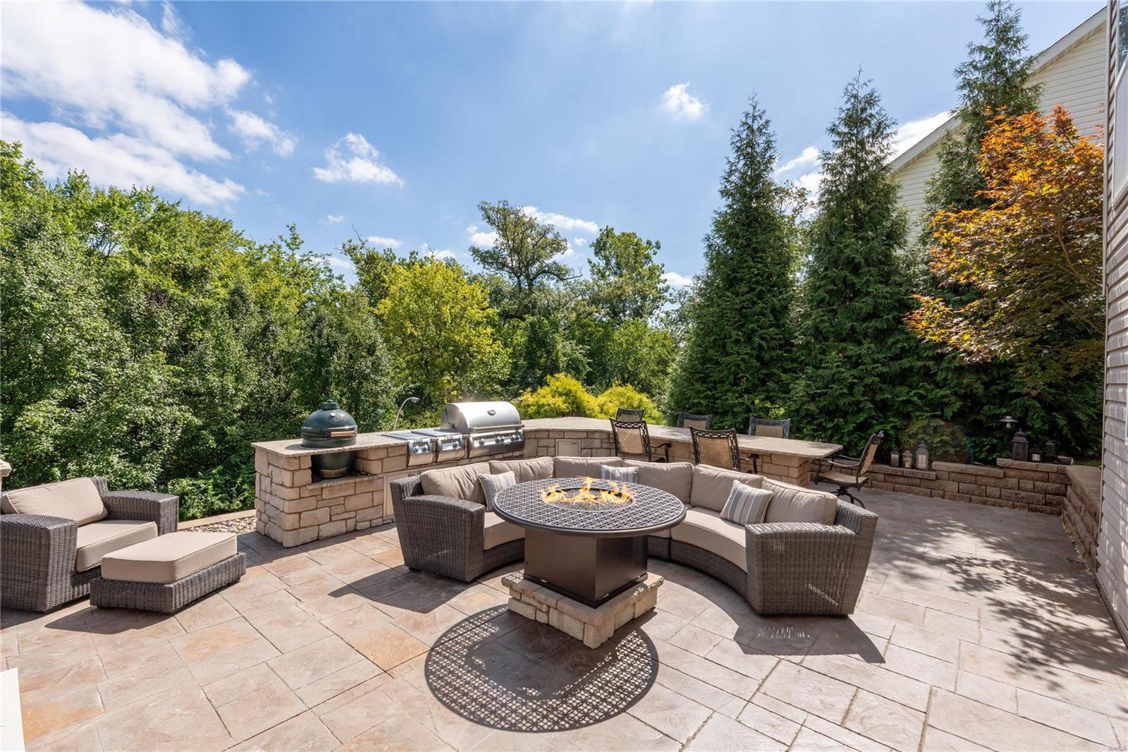 1084 Nooning Tree Drive