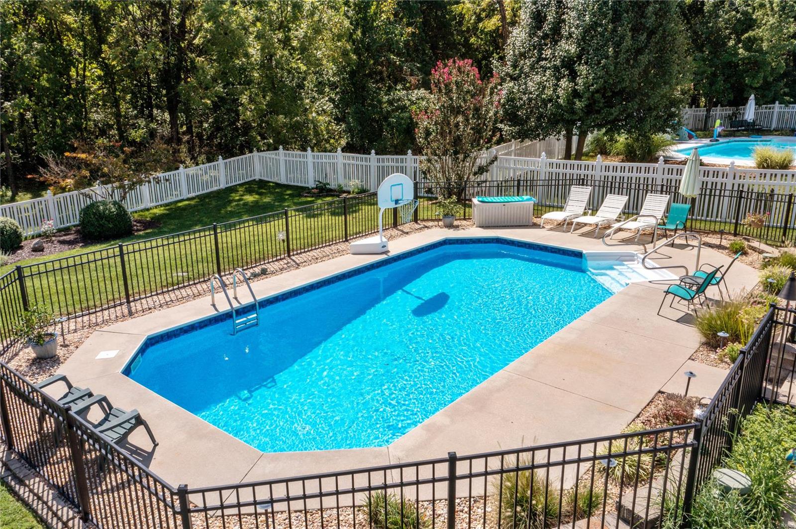 2118 Cliff Cave Crossing Court